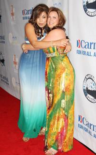 Jordin Sparks feet photo thumbnail
