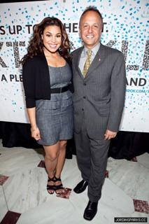Jordin Sparks feet photo thumbnail