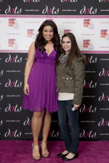 Jordin Sparks feet photo thumbnail