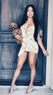 Qimmah Russo feet photo thumbnail