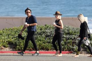 Lady Gaga feet photo thumbnail