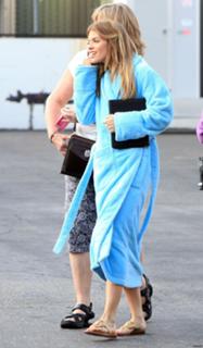 AnnaLynne McCord feet photo thumbnail