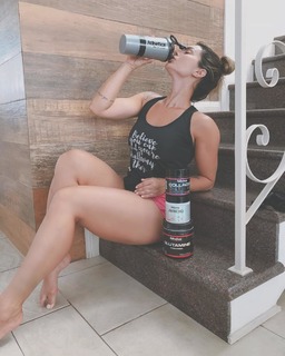 Kelly Key feet photo thumbnail