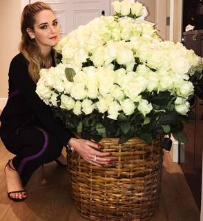 Chiara Ferragni feet photo thumbnail