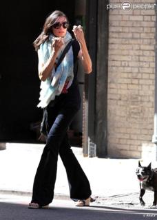 Famke Janssen feet photo thumbnail
