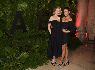 Shay Mitchell feet photo thumbnail