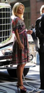 Kelly Ripa feet photo thumbnail