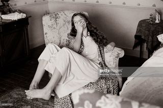 Laetitia Casta feet photo thumbnail