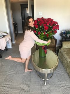 Eva Longoria feet photo thumbnail