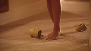 Selma Blair feet photo thumbnail
