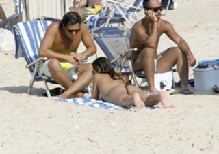 Sabrina Sato feet photo thumbnail