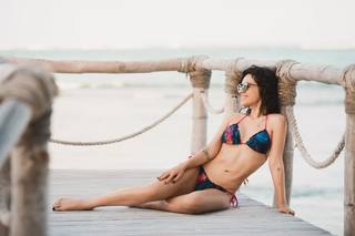 Kéfera Buchmann feet photo thumbnail