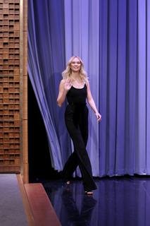 Karlie Kloss feet photo thumbnail
