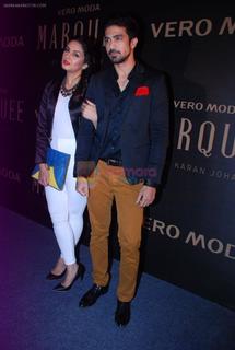 Huma Qureshi feet photo thumbnail