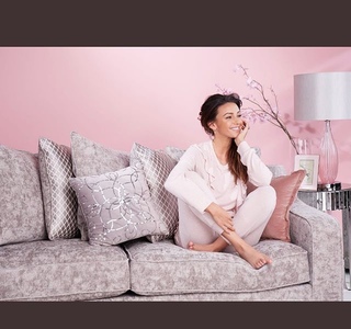 Michelle Keegan feet photo thumbnail