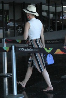 Katy Perry feet photo thumbnail