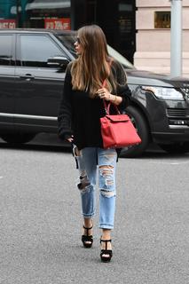 Sofía Vergara feet photo thumbnail