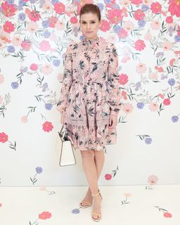 Kate Mara feet photo thumbnail
