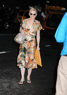 Cate Blanchett feet photo thumbnail