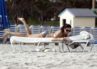 Lisa Snowdon feet photo thumbnail