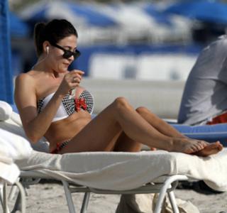 Lisa Snowdon feet photo thumbnail