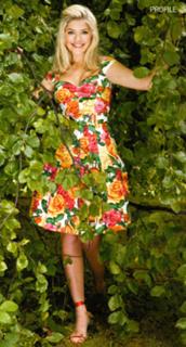 Holly Willoughby feet photo thumbnail