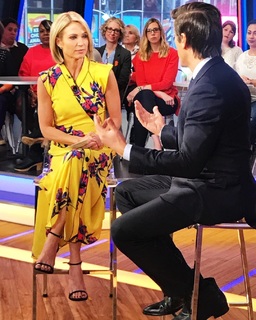 Amy Robach feet photo thumbnail