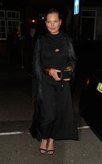 Kate Moss feet photo thumbnail