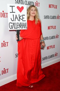Drew Barrymore feet photo thumbnail