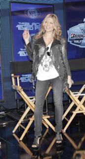 Fergie feet photo thumbnail