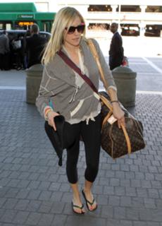 Kristin Cavallari feet photo thumbnail