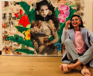 Selena Gomez feet photo thumbnail