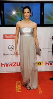 Bettina Zimmermann feet photo thumbnail