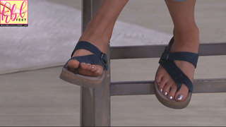 Courtney Khondabi feet photo thumbnail