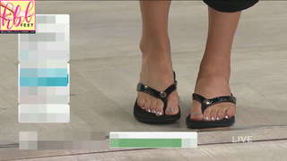 Courtney Khondabi feet photo thumbnail