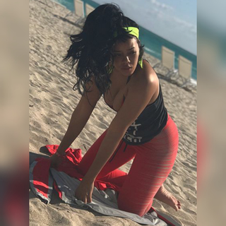 Angela Simmons feet photo thumbnail