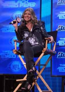Fergie feet photo thumbnail