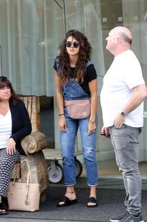 Michelle Keegan feet photo thumbnail