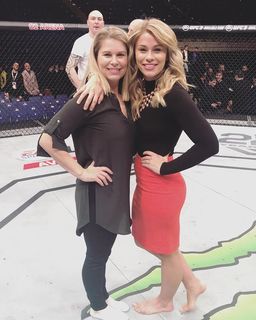 Paige VanZant feet photo thumbnail