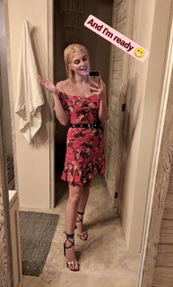 Ashley James feet photo thumbnail