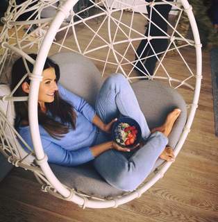 Anna Lewandowska feet photo thumbnail