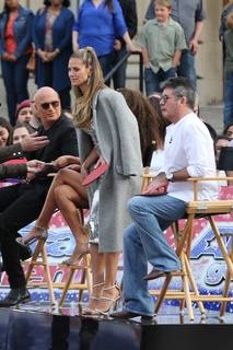 Heidi Klum feet photo thumbnail