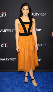 Camila Mendes feet photo thumbnail
