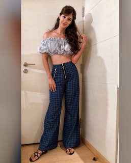 Disha Patani feet photo thumbnail