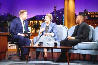 Drew Barrymore feet photo thumbnail