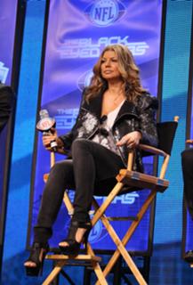 Fergie feet photo thumbnail