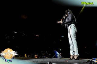 Maite Perroni feet photo thumbnail