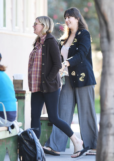 Kirsten Dunst feet photo thumbnail