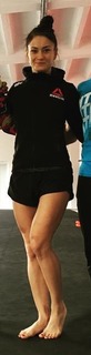 Karolina Kowalkiewicz feet photo thumbnail