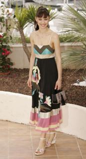 Olga Kurylenko feet photo 2